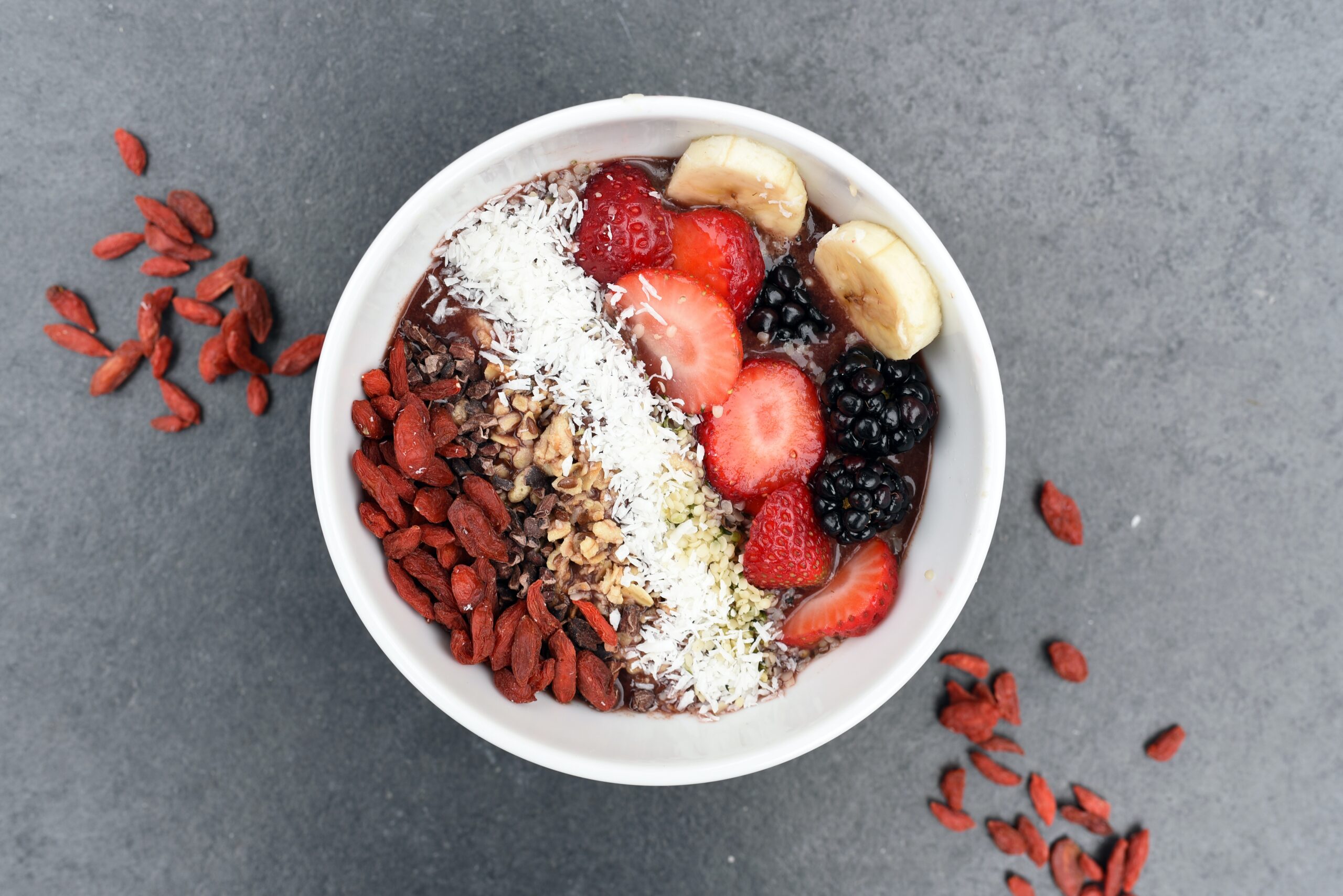 Exploring the Nutritional Powerhouse Incorporating Acai into Your Diet